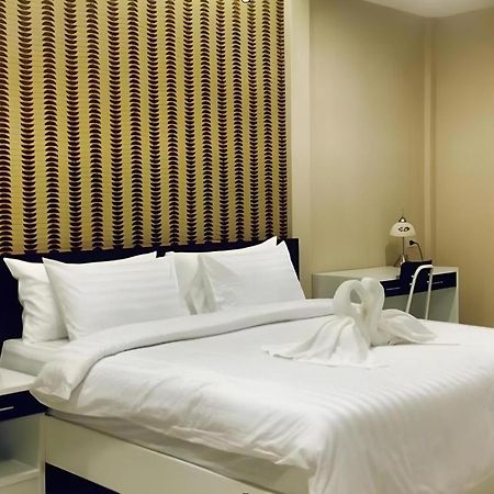 Med Room Korat Nakhonratchasima Exteriör bild