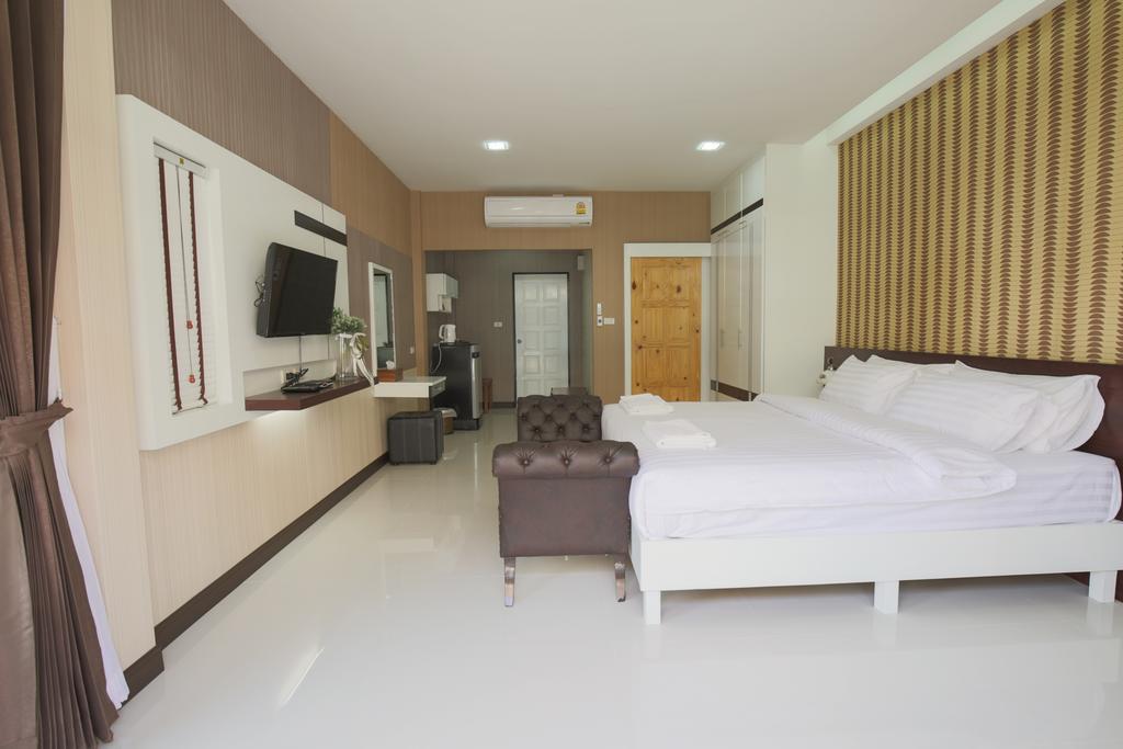 Med Room Korat Nakhonratchasima Exteriör bild