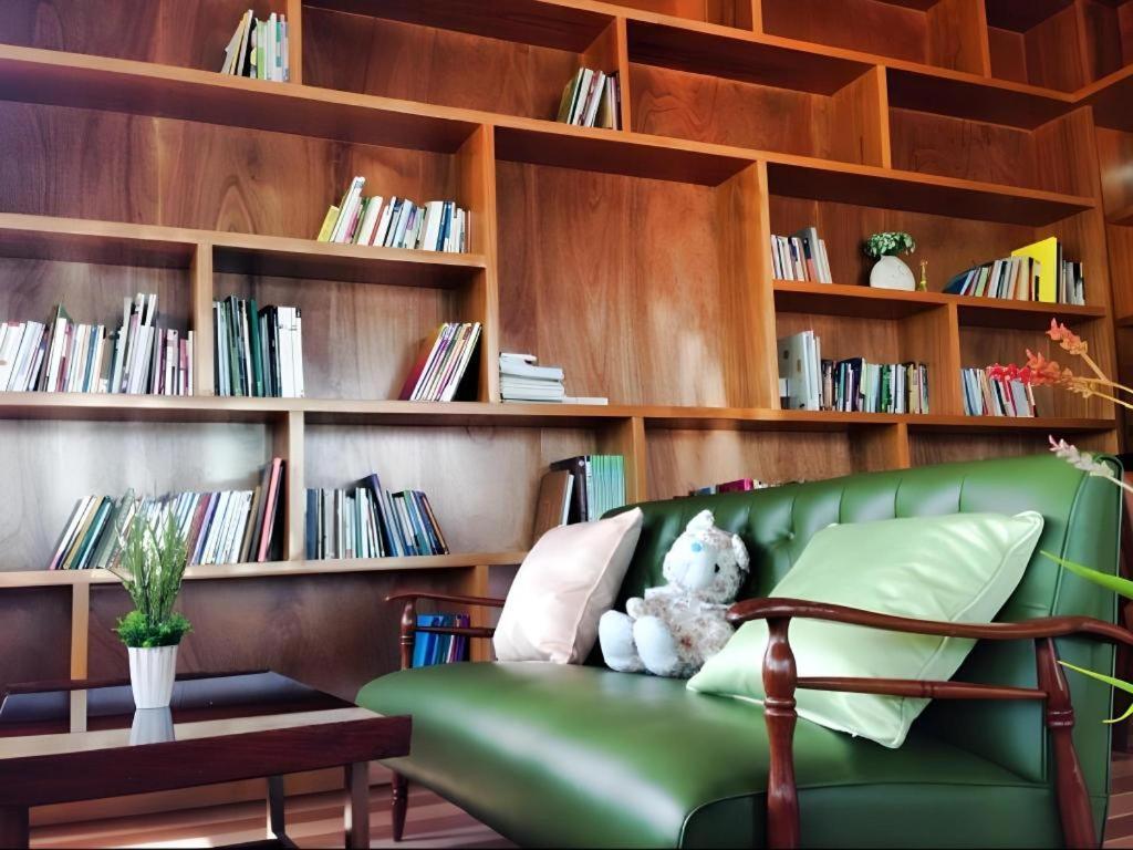 Med Room Korat Nakhonratchasima Exteriör bild