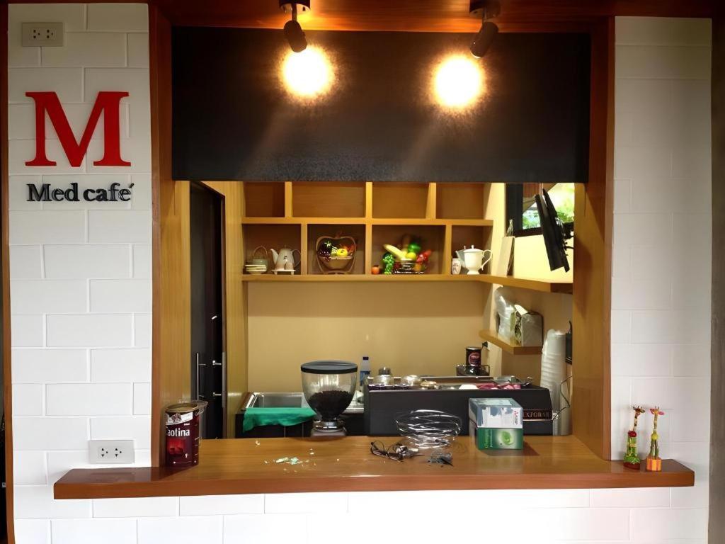 Med Room Korat Nakhonratchasima Exteriör bild
