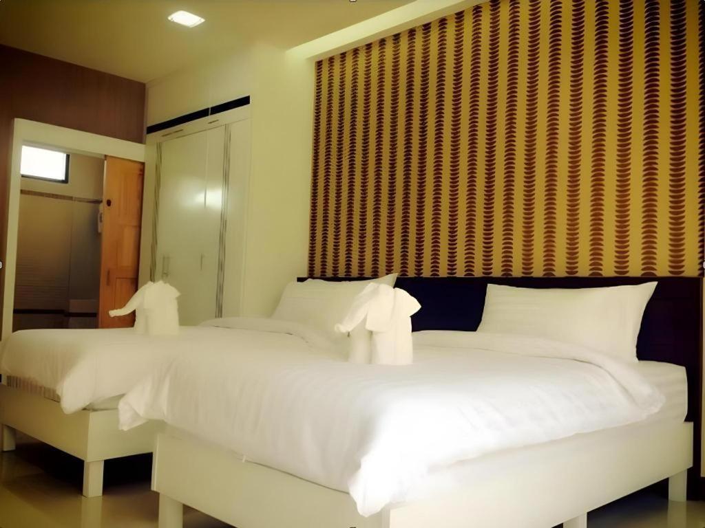 Med Room Korat Nakhonratchasima Exteriör bild