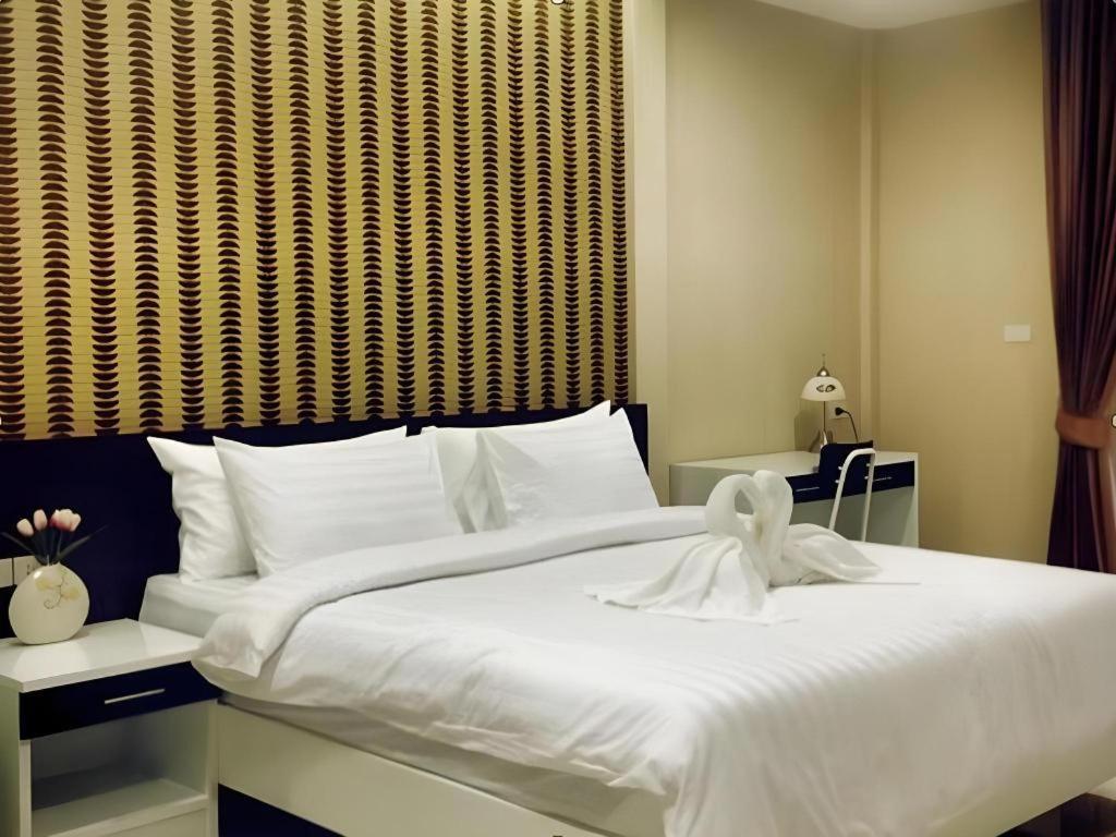 Med Room Korat Nakhonratchasima Exteriör bild